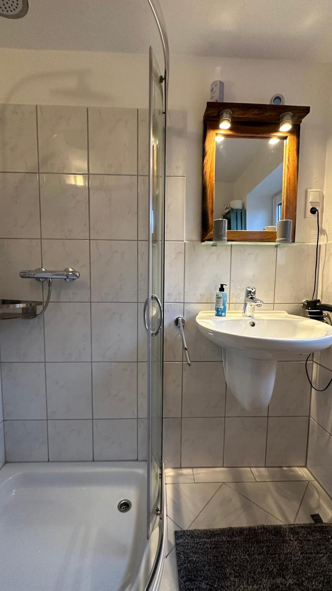 Aktiv-Ferienwohnung "Snow & Bike"- Zentral Zwischen Winterberg Und Willingen المظهر الخارجي الصورة